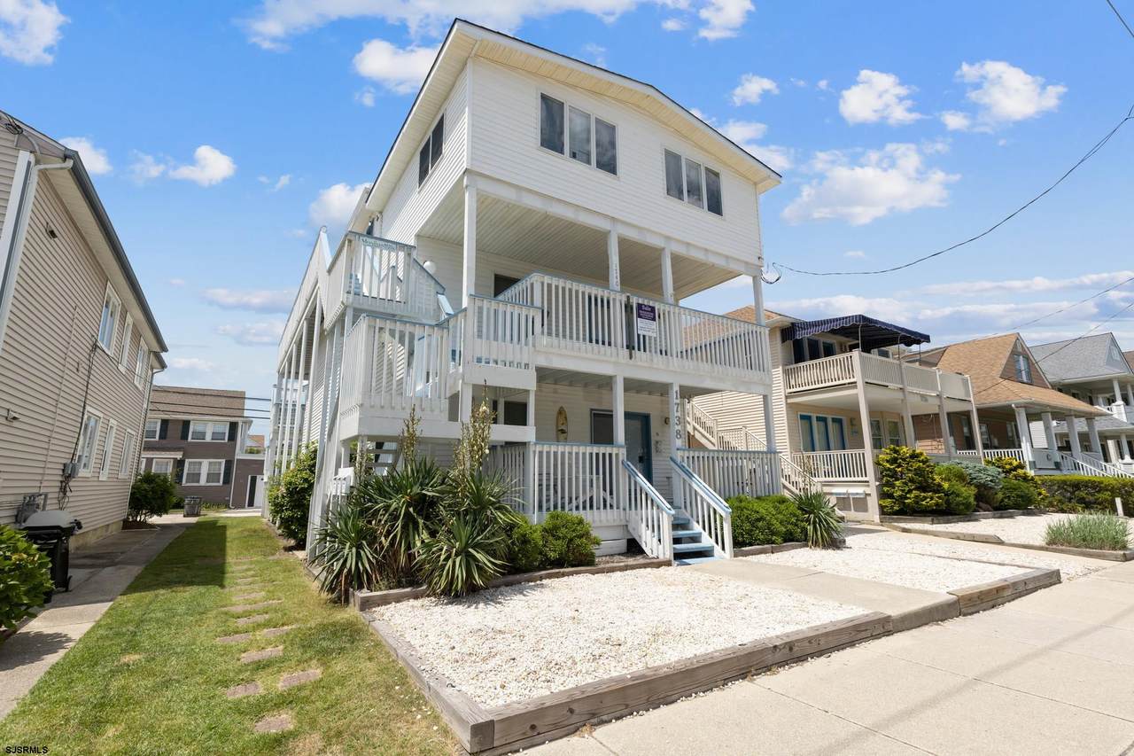 1738 Central Ave - Photo 1