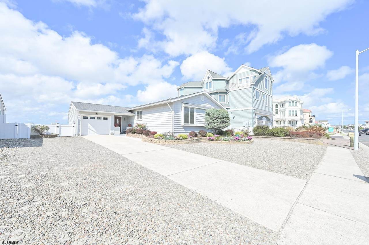 36 Ocean Dr West - Photo 1