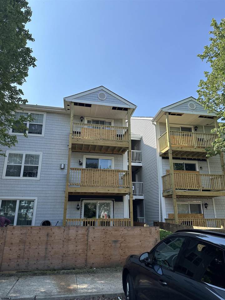 4 L Oyster Bay Rd - Photo 1