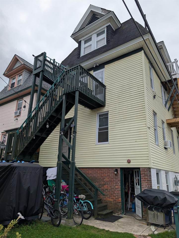 509 4th St - Photo 1