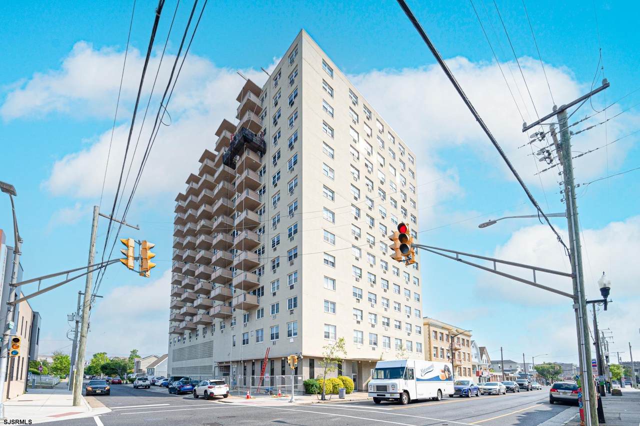 3817 Ventnor Ave - Photo 1