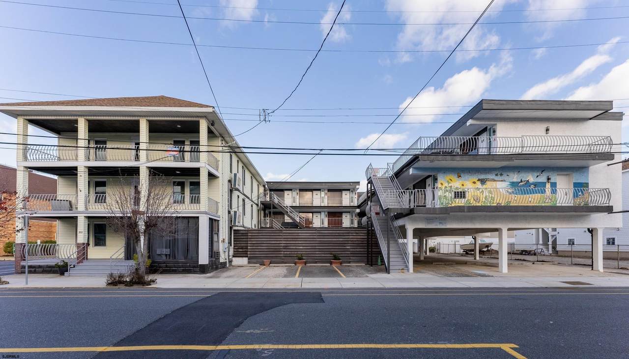 313 Glenwood - Photo 1