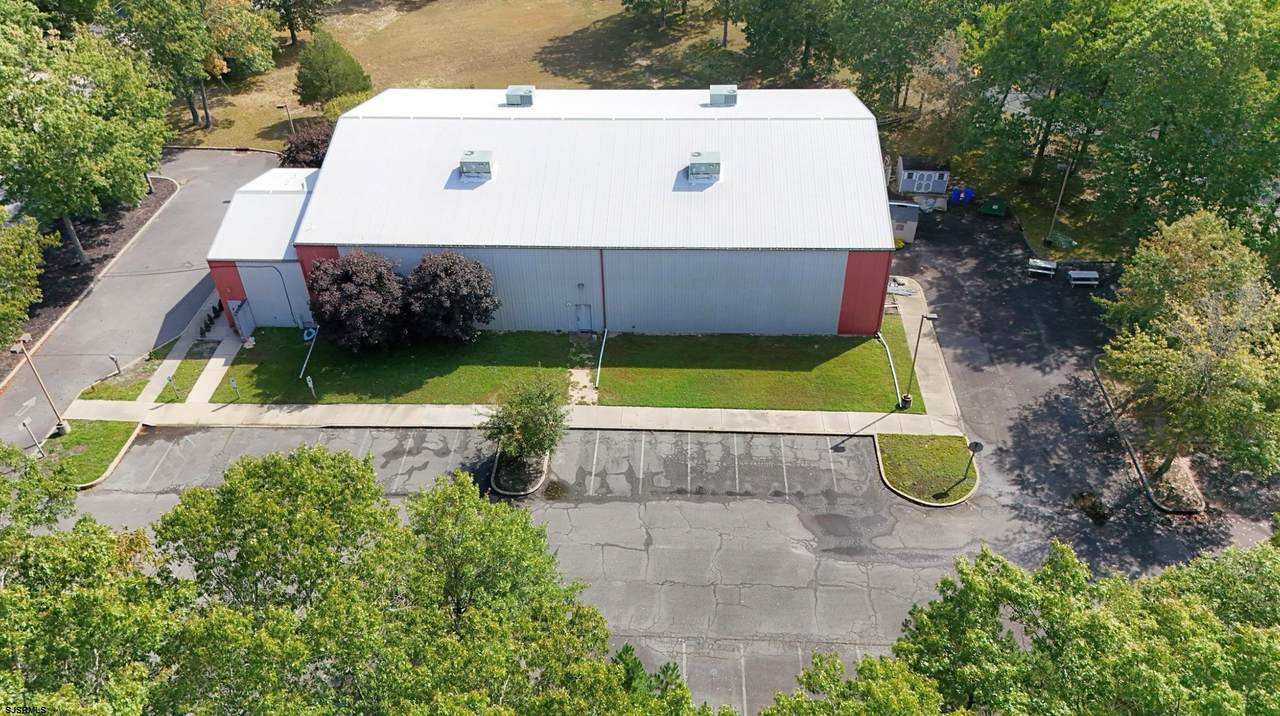 5101 Oakwood - Photo 1