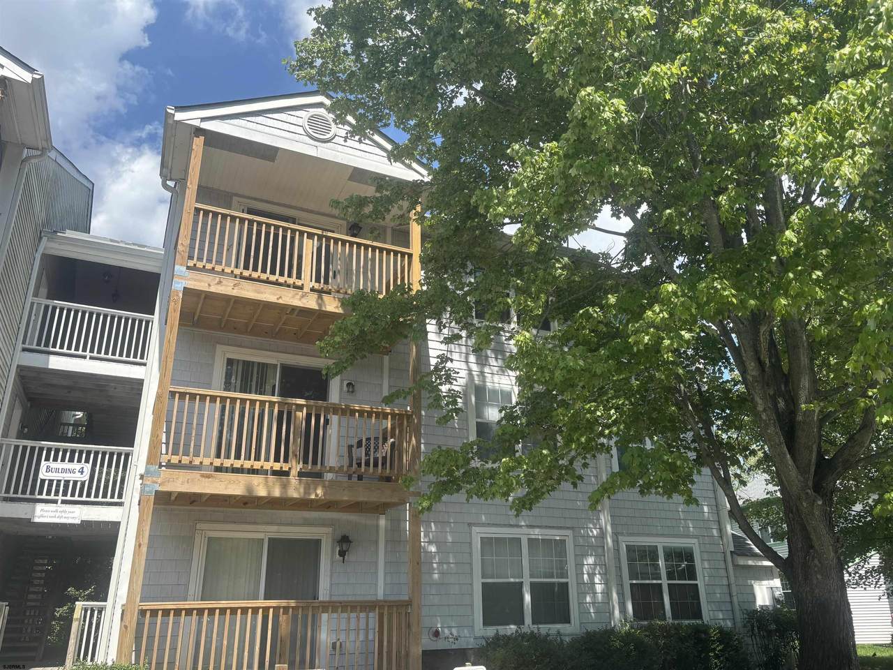 4K Oyster Bay Rd - Photo 1