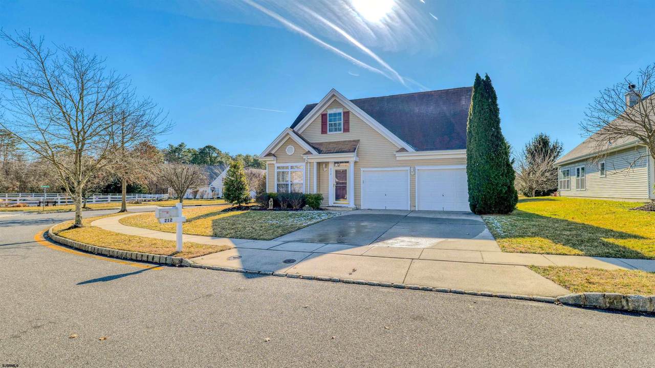 212 Lander - Photo 1