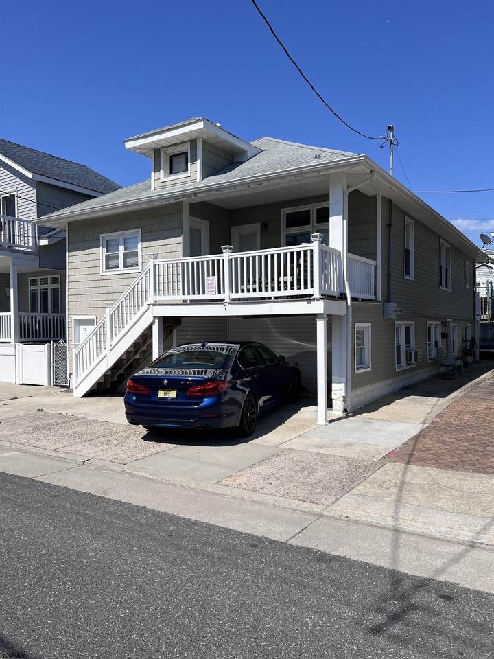7 Richards - Photo 1