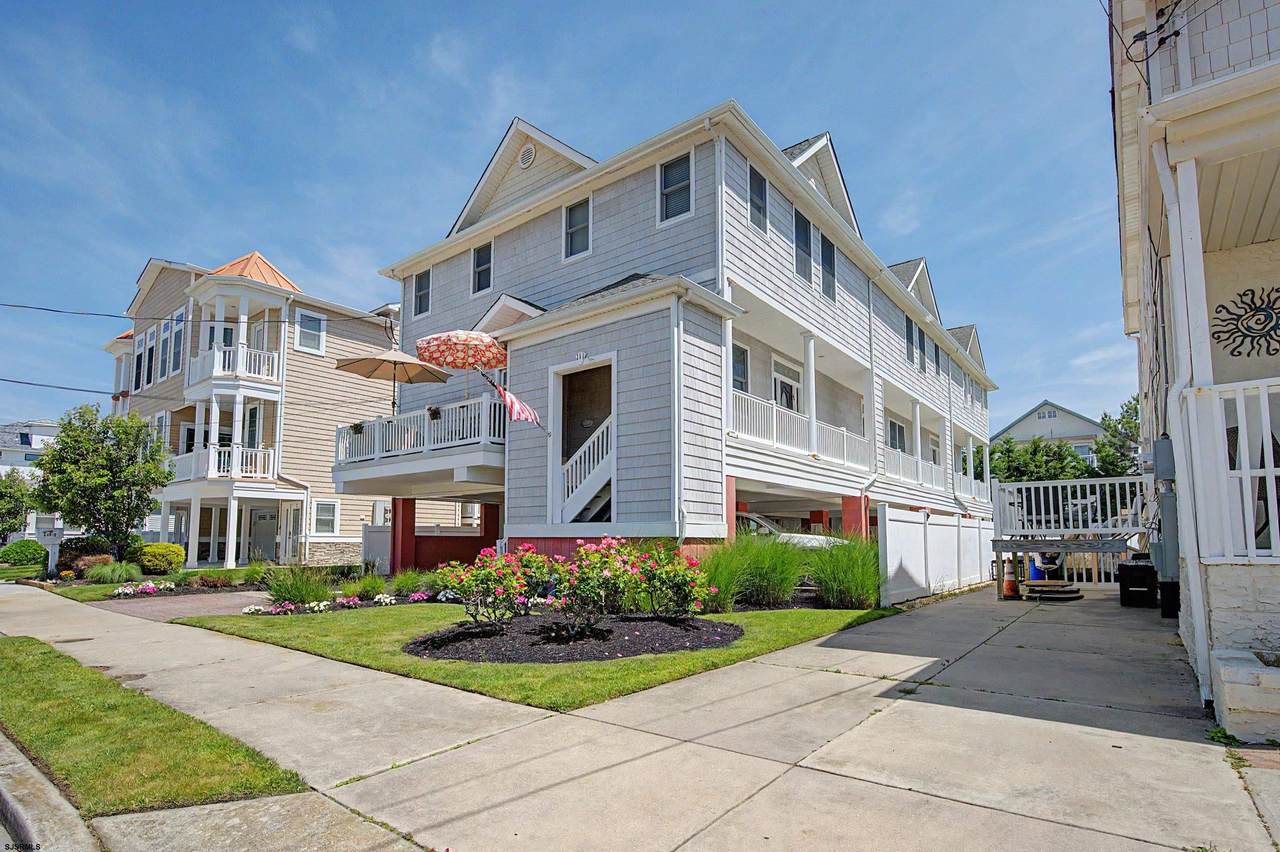 111 Madison - Photo 1