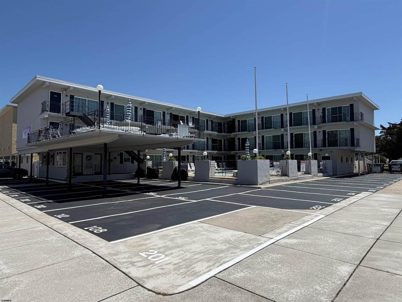 405 Ocean - Photo 1