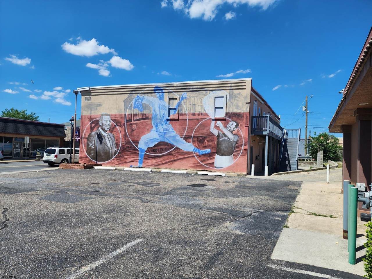 118-124 Main - Photo 1