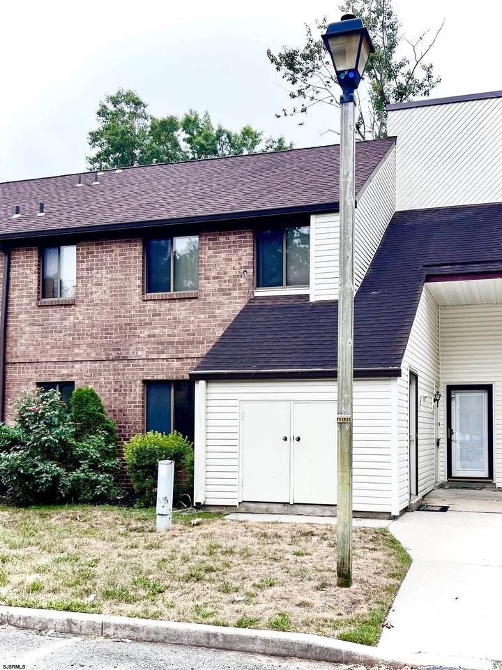 21 Country Magnolia - Photo 1