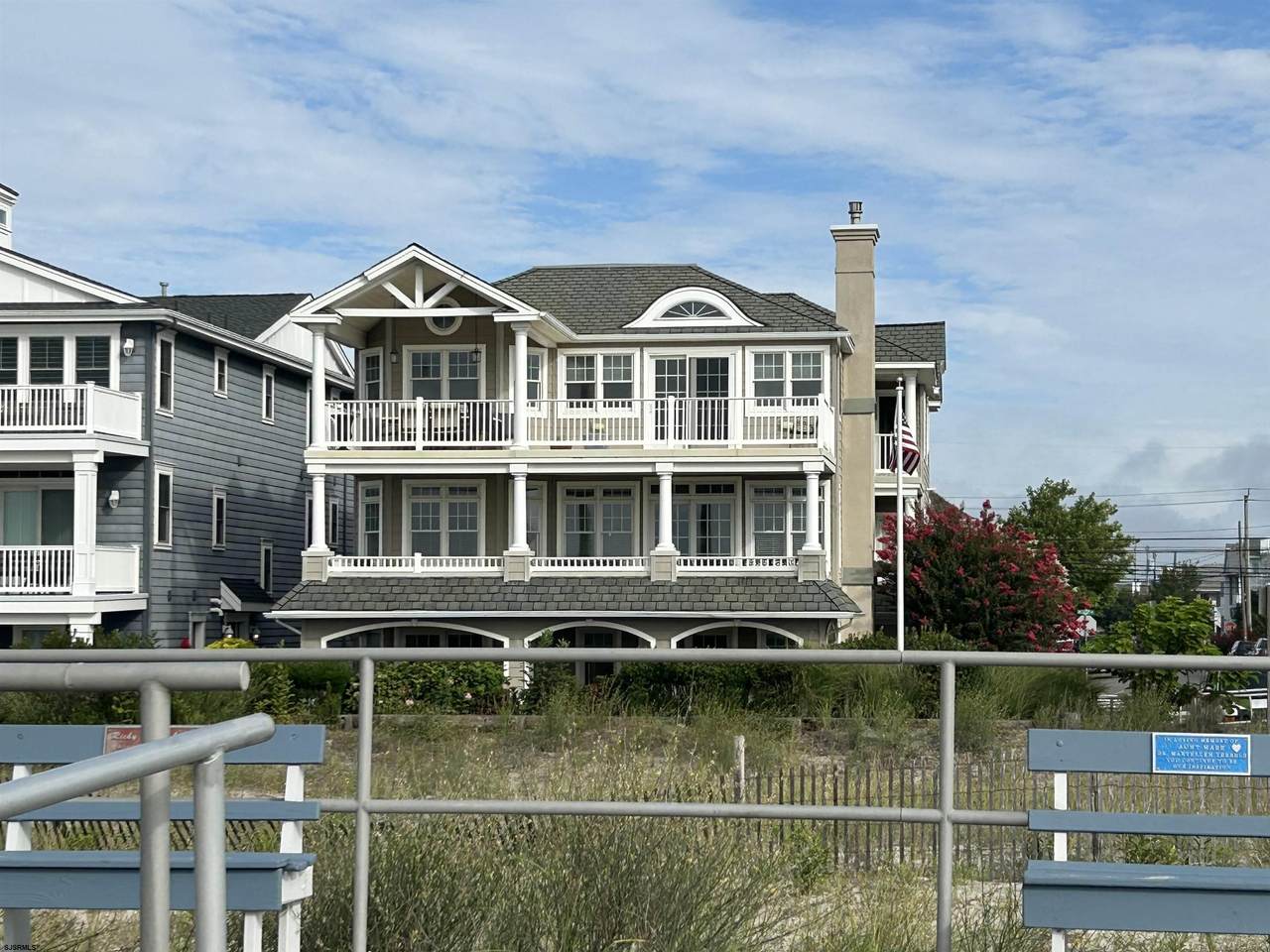 1903 Wesley - Photo 1