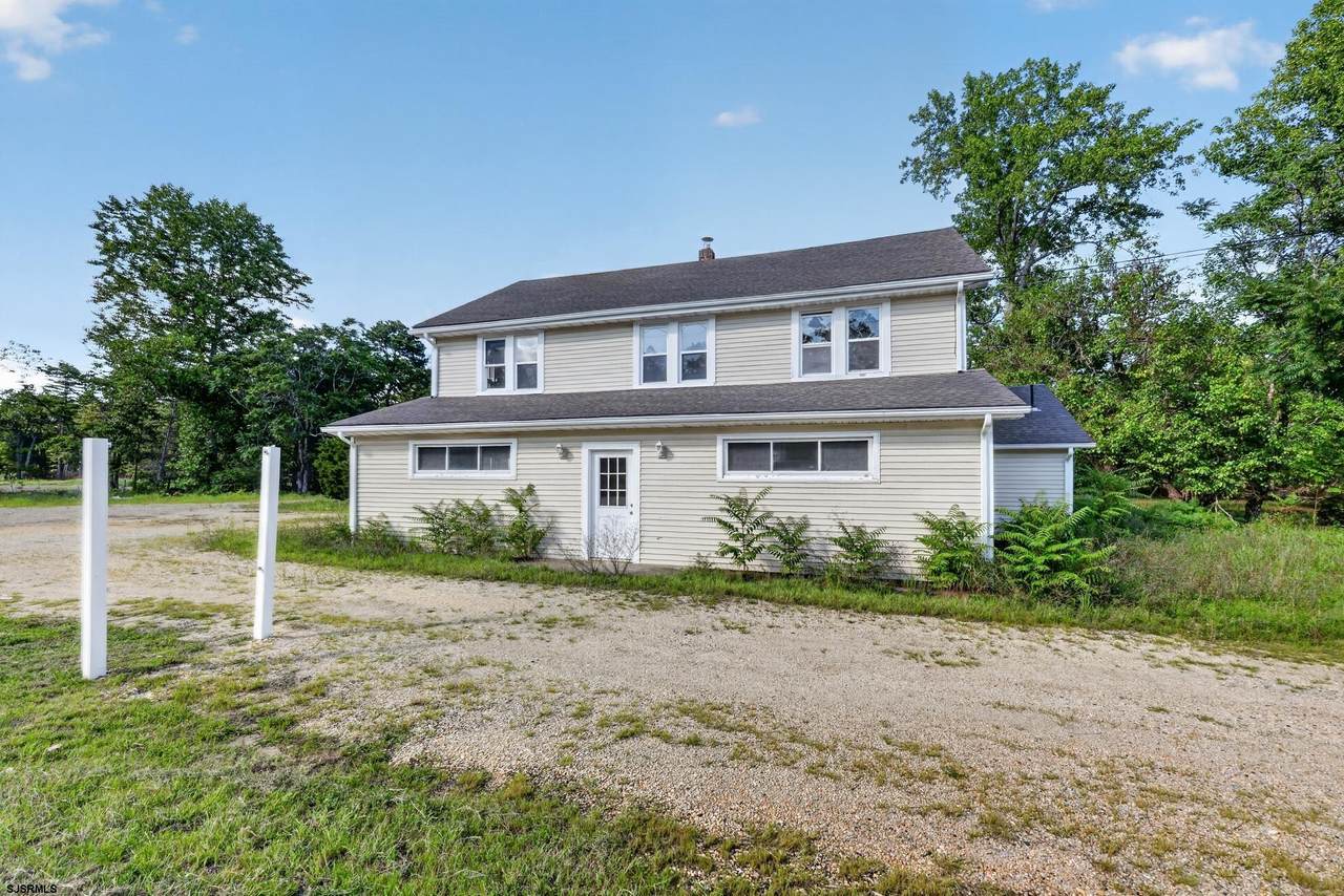 1022 Black Horse - Photo 1