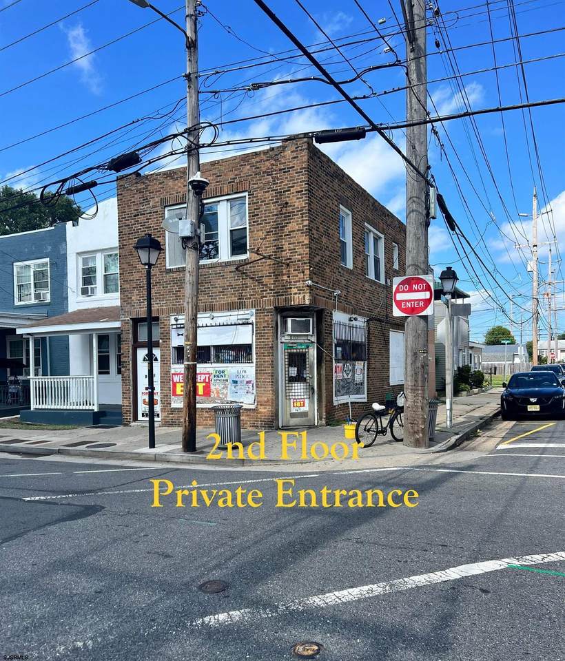 801 Indiana - Photo 1
