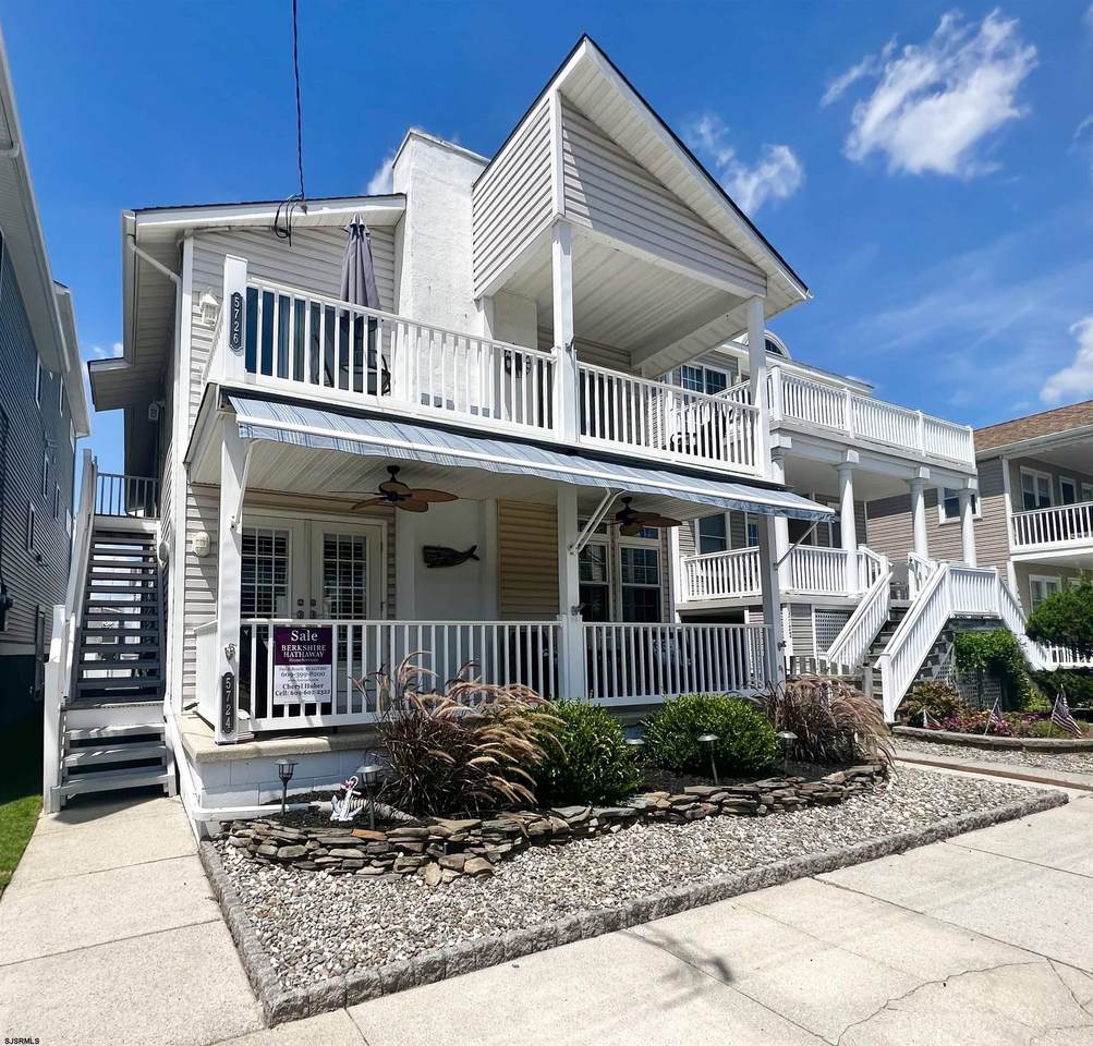 5724 Asbury - Photo 1