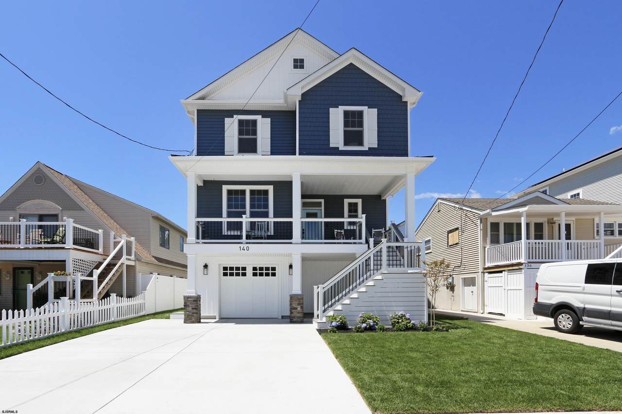 140 11th St S - Photo 1
