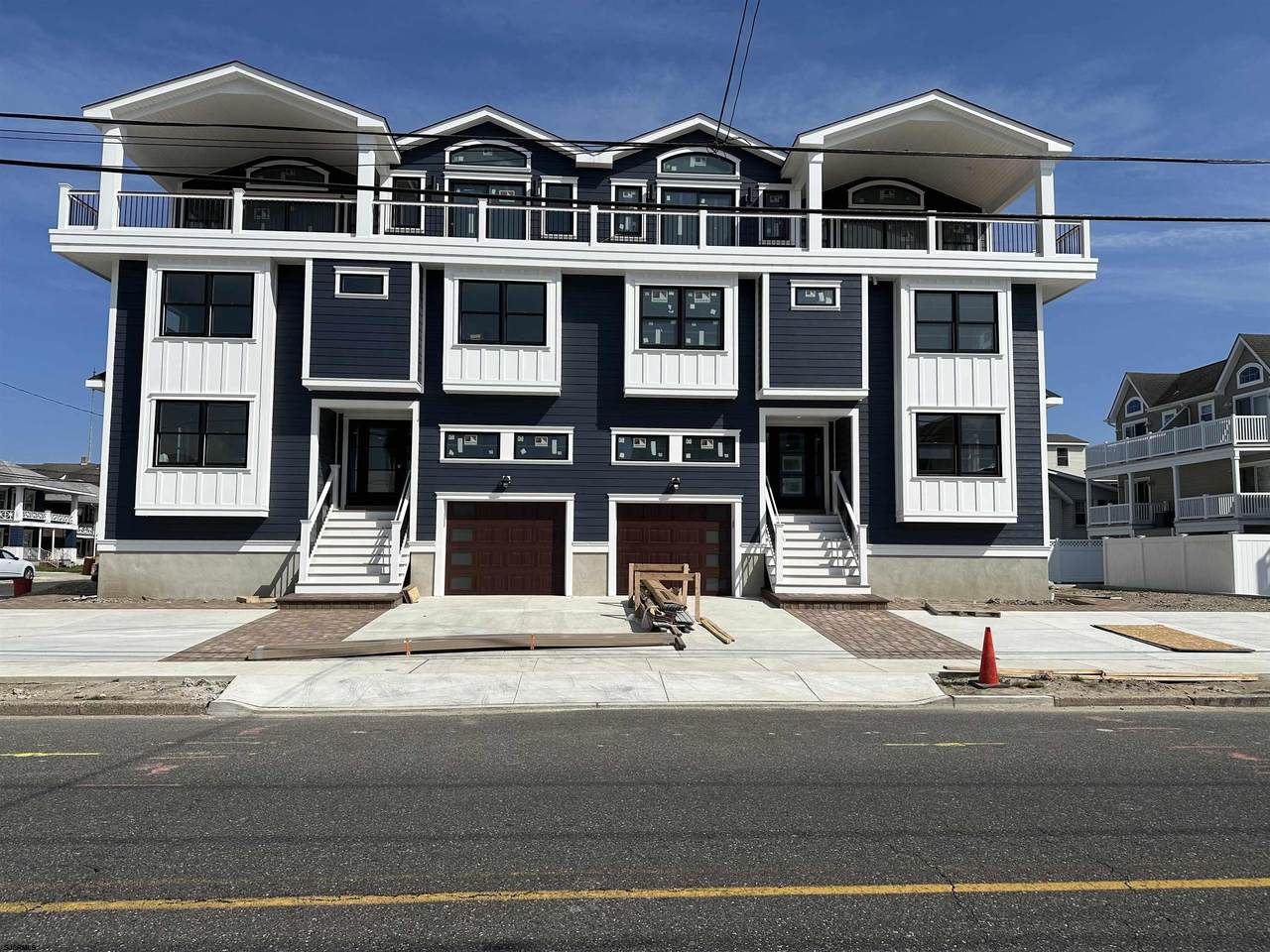 4301 Central Ave - Photo 1