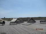1515 Boardwalk - Photo 4