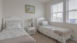 701 8th St - Photo 15