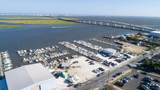 910 Bay Ave - Photo 28
