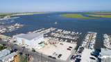 910 Bay Ave - Photo 32