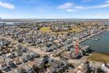 1203 Beach Ave E - Photo 32
