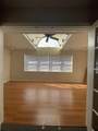 331 Jimmie Leeds - Photo 5