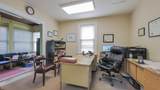 1109 Main - Photo 10