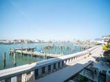 715 Bayshore - Photo 2