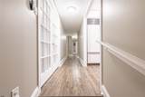 112 Oxford - Photo 8