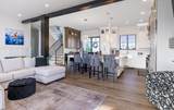 406 Essex - Photo 4