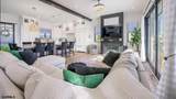 406 Essex - Photo 9