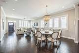 304 Thurlow - Photo 13