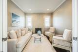304 Thurlow - Photo 16