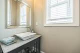 304 Thurlow - Photo 18