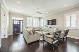 304 Thurlow - Photo 5