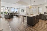 114 Raleigh - Photo 27