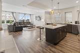 114 Raleigh - Photo 4