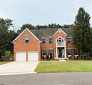 11 Johns - Photo 1