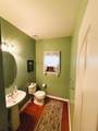 11 Johns - Photo 18
