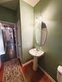 11 Johns - Photo 19