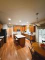 11 Johns - Photo 25
