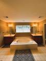 11 Johns - Photo 36