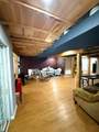 11 Johns - Photo 49