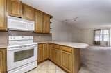 449 London Court II - Photo 10