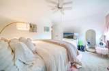 2734 Bay - Photo 9