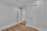 810 St James Place - Photo 36