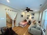 2 Circle - Photo 15