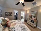 2 Circle - Photo 22