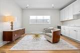 208 Surrey - Photo 11