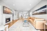 208 Surrey - Photo 9